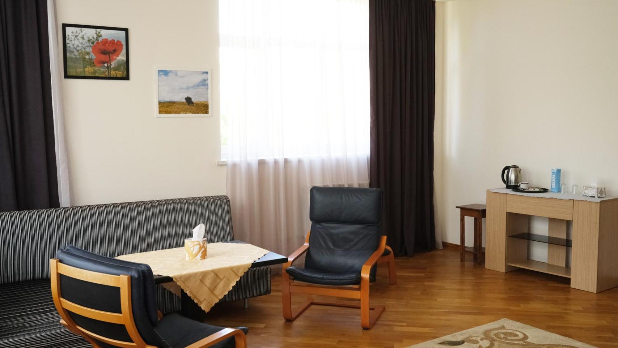 Auberge de jeunesse Ymca Spitak Extérieur photo